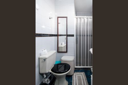 Apartamento à venda com 360m², 6 quartos e 5 vagas Apartamento à venda com 360m², 6 quartos e 5 vagasBanheiro Social Edícula