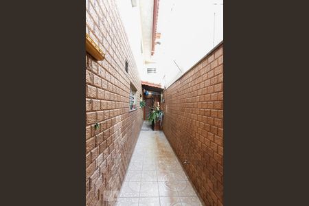 Casa à venda com 189m², 3 quartos e 2 vagas Casa à venda com 189m², 3 quartos e 2 vagasCorredor Externo