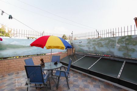 Casa à venda com 189m², 3 quartos e 2 vagas Casa à venda com 189m², 3 quartos e 2 vagasVaranda da Suíte 2