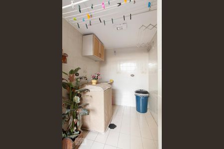 Casa à venda com 189m², 3 quartos e 2 vagas Casa à venda com 189m², 3 quartos e 2 vagasLavanderia