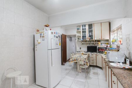 Casa à venda com 189m², 3 quartos e 2 vagas Casa à venda com 189m², 3 quartos e 2 vagasCozinha