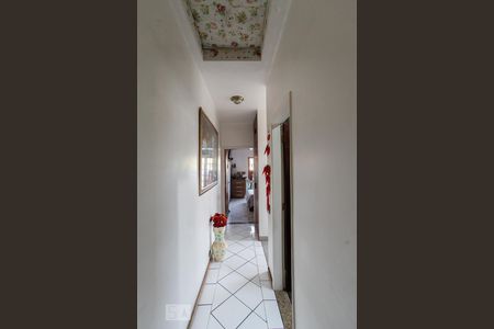 Casa à venda com 189m², 3 quartos e 2 vagas Casa à venda com 189m², 3 quartos e 2 vagasCorredor