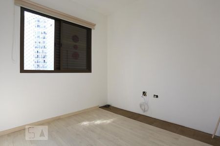 Apartamento à venda com 95m², 3 quartos e 2 vagasQuarto 2