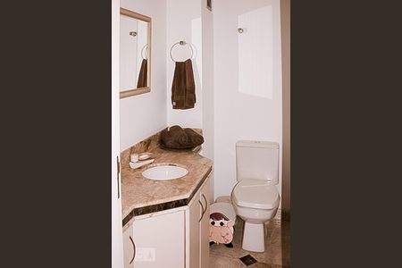 Apartamento à venda com 169m², 3 quartos e sem vagaBanheiro Social