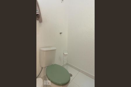 Casa à venda com 240m², 3 quartos e sem vaga Casa à venda com 240m², 3 quartos e sem vagaLavabo