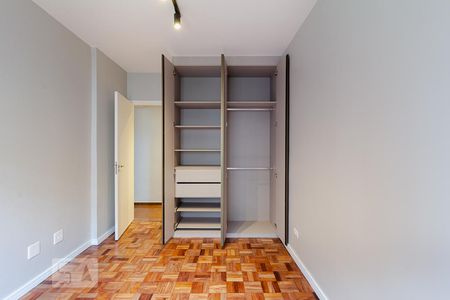Segundo dormitório de apartamento à venda com 2 quartos, 64m² em Itaim Bibi, São Paulo