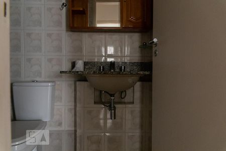 Banheiro de apartamento para alugar com 1 quarto, 50m² em Consolação, São Paulo