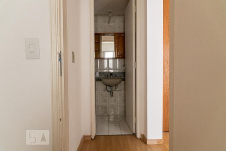 Banheiro Corredor de apartamento para alugar com 1 quarto, 50m² em Consolação, São Paulo