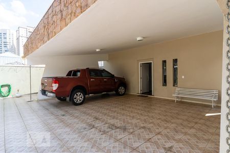 Casa à venda com 550m², 5 quartos e 6 vagasGaragem
