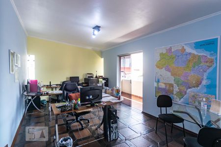 Casa à venda com 550m², 5 quartos e 6 vagasSala