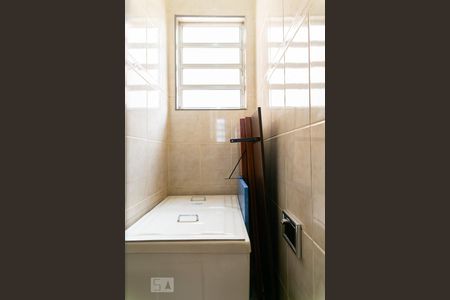 Apartamento à venda com 102m², 2 quartos e sem vagaBanheiro