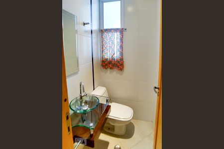 Apartamento à venda com 180m², 4 quartos e 4 vagas Apartamento à venda com 180m², 4 quartos e 4 vagasLavabo