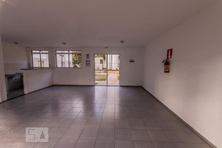 Apartamento à venda com 45m², 2 quartos e 1 vaga Apartamento à venda com 45m², 2 quartos e 1 vagaÁrea comum - Salão de festas