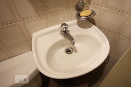 Apartamento à venda com 103m², 3 quartos e 2 vagasBanheiro de Serviço