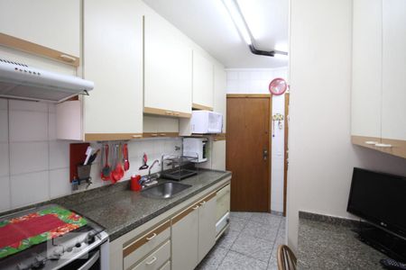Apartamento à venda com 103m², 3 quartos e 2 vagasCozinha