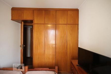Apartamento à venda com 103m², 3 quartos e 2 vagasQuarto 2