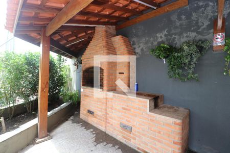 Apartamento à venda com 65m², 2 quartos e 1 vagaÁrea comum - Churrasqueira