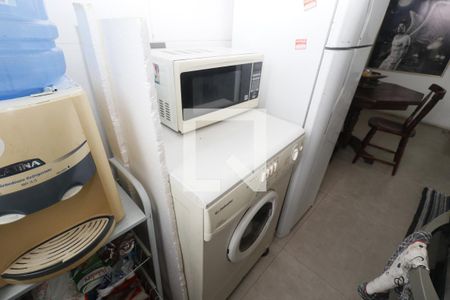 Apartamento à venda com 65m², 2 quartos e 1 vagaÁrea de Serviço