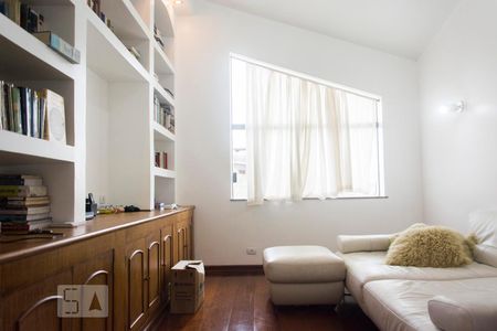 Casa para alugar com 354m², 3 quartos e 3 vagas Casa para alugar com 354m², 3 quartos e 3 vagasEscritorio 3° Andar