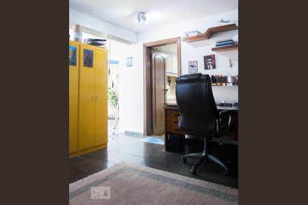 Casa para alugar com 354m², 3 quartos e 3 vagas Casa para alugar com 354m², 3 quartos e 3 vagasSuite garagem