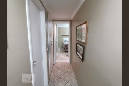 Apartamento à venda com 163m², 3 quartos e 3 vagas Apartamento à venda com 163m², 3 quartos e 3 vagasCorredor