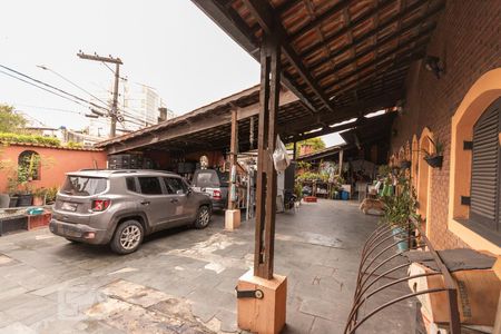 Casa à venda com 250m², 3 quartos e 8 vagas Casa à venda com 250m², 3 quartos e 8 vagasVista do quarto 1