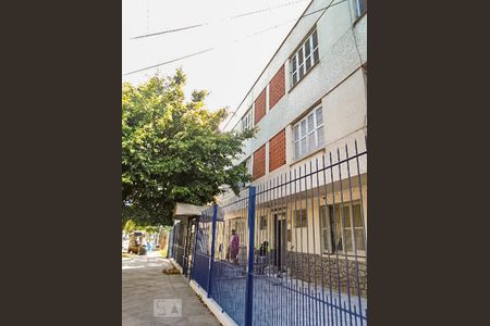 Apartamento à venda com 38m², 1 quarto e sem vaga Apartamento à venda com 38m², 1 quarto e sem vagaFachada