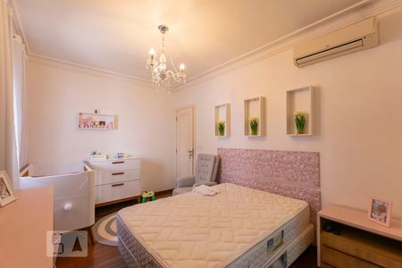 Casa de condomínio à venda com 380m², 3 quartos e 3 vagas2o. Andar - Suíte 2