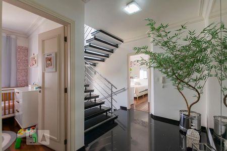 Casa de condomínio à venda com 380m², 3 quartos e 3 vagas2o. Andar - Hall