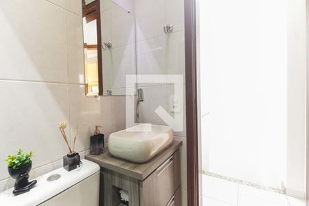 Casa de condomínio à venda com 89m², 3 quartos e 2 vagas Casa de condomínio à venda com 89m², 3 quartos e 2 vagasBanheiro Social