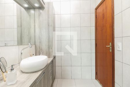 Casa de condomínio à venda com 89m², 3 quartos e 2 vagas Casa de condomínio à venda com 89m², 3 quartos e 2 vagasBanheiro Suíte