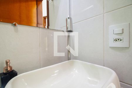 Casa de condomínio à venda com 89m², 3 quartos e 2 vagas Casa de condomínio à venda com 89m², 3 quartos e 2 vagasBanheiro Social