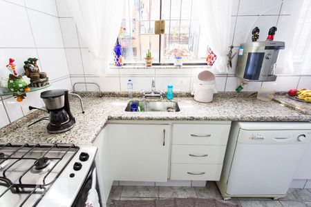 Casa à venda com 220m², 3 quartos e 3 vagasCozinha