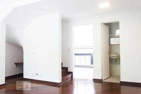 Sala de casa de condomínio à venda com 2 quartos, 110m² em Vila Suzana, São Paulo