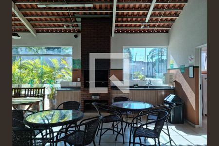 Apartamento para alugar com 50m², 2 quartos e 1 vaga Apartamento para alugar com 50m², 2 quartos e 1 vagaÁrea comum - Salão de festas 2