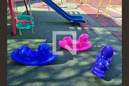 Apartamento para alugar com 50m², 2 quartos e 1 vaga Apartamento para alugar com 50m², 2 quartos e 1 vagaÁrea comum - Playground