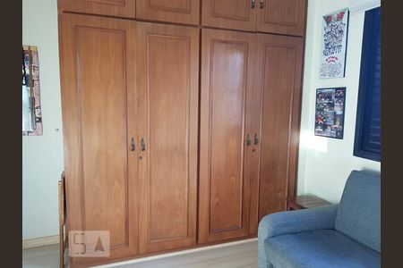 Apartamento à venda com 80m², 3 quartos e 2 vagasQuarto 2