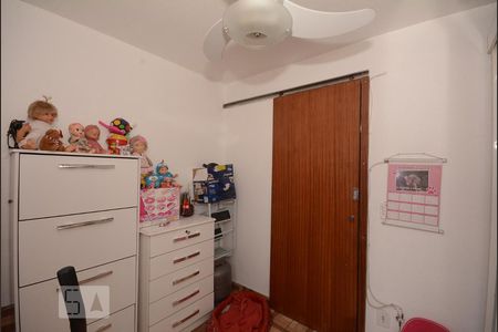 Apartamento à venda com 60m², 2 quartos e 2 vagasQuarto 2