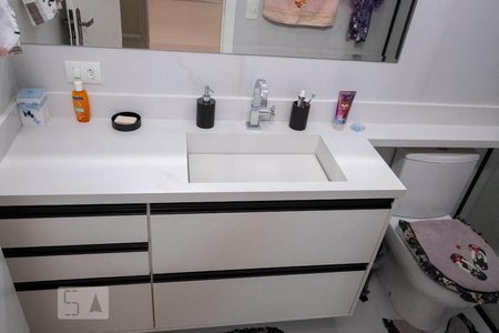 Casa à venda com 150m², 4 quartos e 5 vagasBanheiro