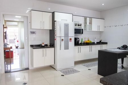 Casa à venda com 150m², 4 quartos e 5 vagasCozinha