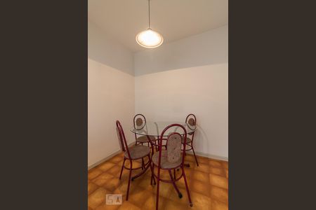 Apartamento à venda com 148m², 2 quartos e 1 vaga Apartamento à venda com 148m², 2 quartos e 1 vagaQuarto de Serviço