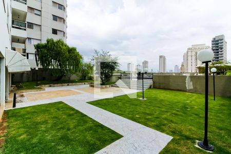 Apartamento à venda com 330m², 4 quartos e 4 vagas Apartamento à venda com 330m², 4 quartos e 4 vagasÁrea externa