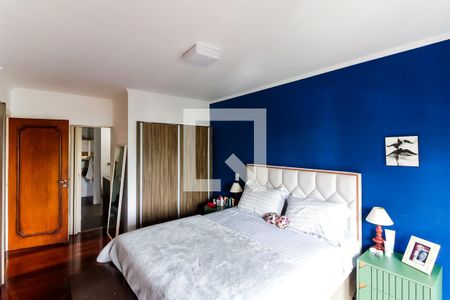 Apartamento à venda com 330m², 4 quartos e 4 vagas Apartamento à venda com 330m², 4 quartos e 4 vagasQuarto 1 - Suíte