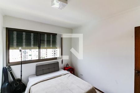 Apartamento à venda com 330m², 4 quartos e 4 vagas Apartamento à venda com 330m², 4 quartos e 4 vagasQuarto 3