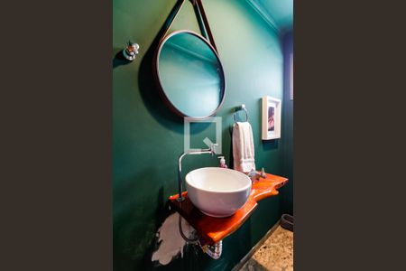 Apartamento à venda com 330m², 4 quartos e 4 vagas Apartamento à venda com 330m², 4 quartos e 4 vagasLavabo