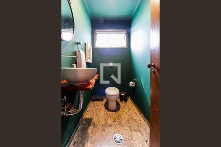 Apartamento à venda com 330m², 4 quartos e 4 vagas Apartamento à venda com 330m², 4 quartos e 4 vagasLavabo