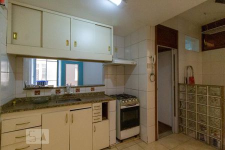 Apartamento à venda com 80m², 2 quartos e sem vaga Apartamento à venda com 80m², 2 quartos e sem vagaCozinha