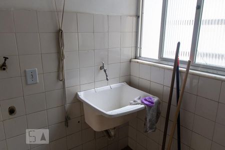 Apartamento à venda com 75m², 3 quartos e 2 vagas Apartamento à venda com 75m², 3 quartos e 2 vagasÁrea de Serviço