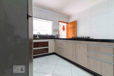 Casa à venda com 120m², 3 quartos e 3 vagas Casa à venda com 120m², 3 quartos e 3 vagasCozinha