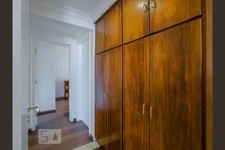 Apartamento à venda com 220m², 4 quartos e 3 vagasSala